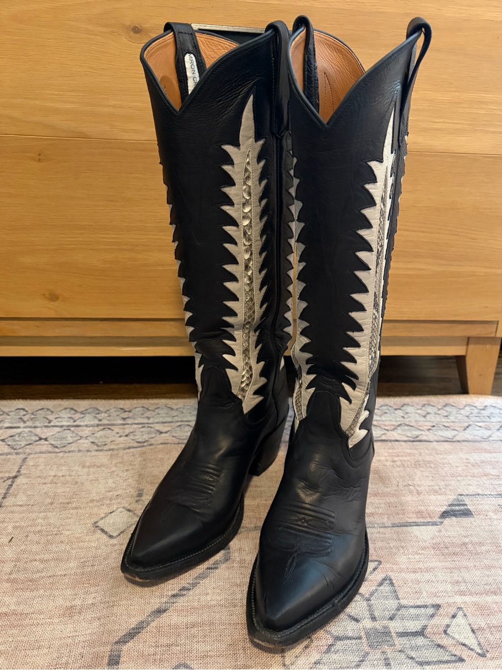 MIRON CROSBY - 9B Kate Black Boots - Picture 3 of 12
